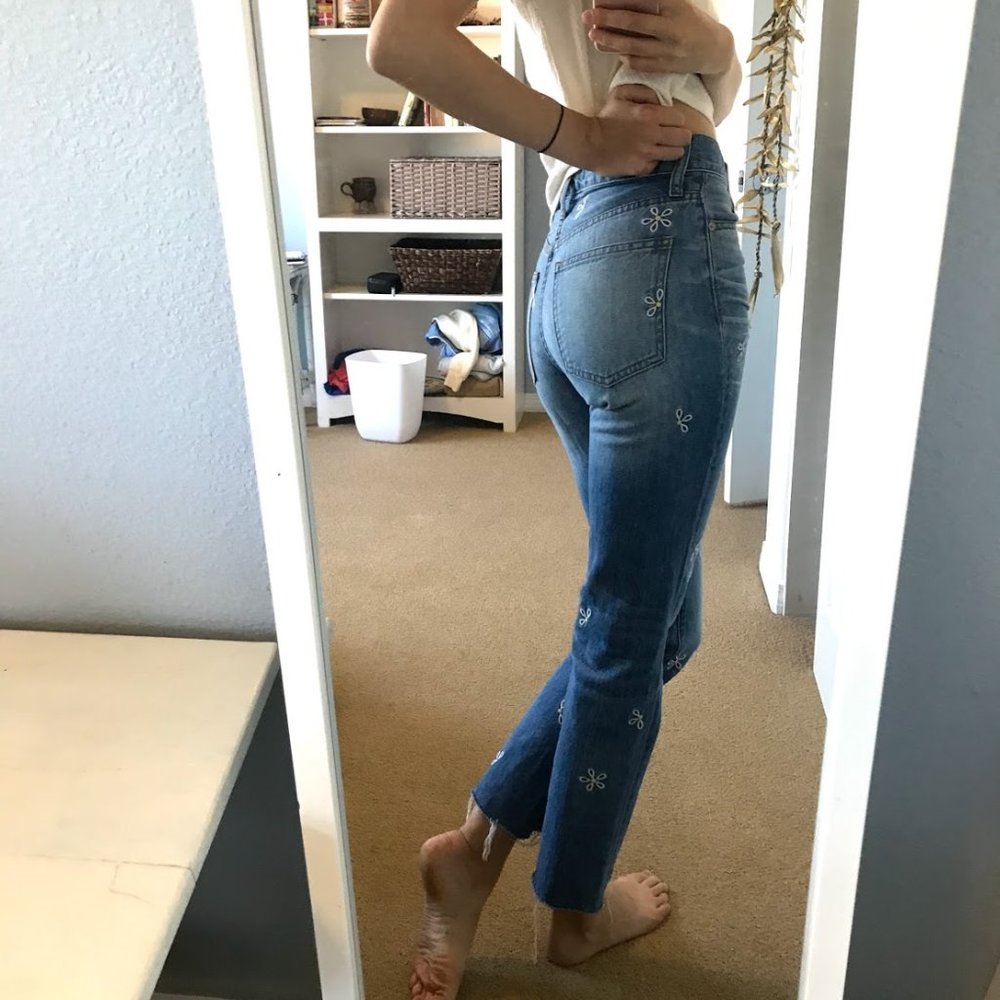 Madewell Size 23 Perfect Summer Jeans with Daisies